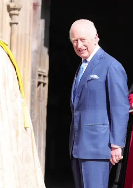 Hapy Easter 🐣   King Charles III and Queen Camilla attended the Easter Sunday service today at St George’s Chapel, Windsor Castle. They were joined by several members of the royal family, including Princess Anne, Prince Edward, Princess Beatrice, and Princess Eugenie. A powerful show of unity and grace on this special day. Happy Easter 🐣 everyone  #KingCharlesIII #QueenCamilla #EasterSunday #StGeorgesChapel #WindsorCastle #BritishRoyals #RoyalFamily #RoyalEvent #EasterTradition #PrincessAnne #PrinceEdward #PrincessBeatrice #PrincessEugenie #UKMonarchy #RoyalAppearance #ModernMonarchy #PhotoJournalism #PressPhotographer #RoyalPhotography #CityOfLondonPhotographer #RoyalNews #HistoricBritain #RoyalsToday #RoyalStyleq@The Royal Family Channel @Daily Mail Royals 