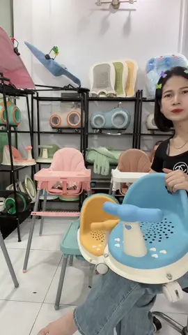 Ghế tắm ngồi cho bé từ 5 tháng đến 15 kg