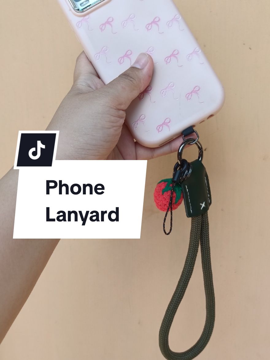 Anti-lost lanyard for our phones! 🤳📳 #phonelanyard #antilostphonelanyard #premiumpolyamidebraidedlanyard #braidedlanyard #lanyardstrap 