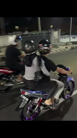 Kancane do gowo ninjaa panggah vega nyeni maseh🤙🏻 #fypberanda #trendingtiktok #5tpmenolakpunah #vegarnew #SIUCIL #masukberanda 