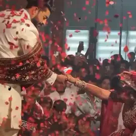 কোথায় যেনো একটা লেখা পড়েছিলাম -  লেখাটি কেনো জানি মাথা থেকে সরাতে পারি না দীর্ঘ একটা সময় যাবত। তোমাকে একজন পেয়েছে মানে আরেকজন কি বিভৎস ভাবেই না তোমাকে হারিয়েছে। লেখাটি খুব ছোট্ট, কিন্তু এই কথাটির গভীরতা পৃথিবী সমান। কেউ একজন দিনের পর দিন, মাসের পর মাস, বছরের পর বছর কাউকে নিজের করে পাওয়ার স্বপ্ন দেখে যাচ্ছে; অপেক্ষা করে যাচ্ছে। অথচ অন্য কেউ যেনো কোনো অপেক্ষা, সাধনা ছাড়াই তাকে নিজের করে পেয়ে গেলো। সে জানেও না যে সে যাকে পেয়েছে তাকে কেউ পাওয়ার জন্য কতশত দিন ক্ষুধার্থ ভিক্ষুক এর মতো অপেক্ষায় দাঁড়িয়েছিল!🥺🥀 : : : #views1k #support #trend #trending #bdtiktokofficial🇧🇩 #viral #fypシ #foryou #foryoupage #tiktok 