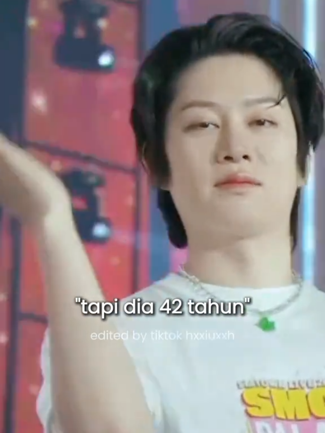 beda 18 tahun gimana yaaa😭😭 tapi udh legal kok inii🫠😉 #heechul #kimheechul #heenim #kimheenim #superjunior #suju #fyp #kpop #trending @superjunior_smtown 