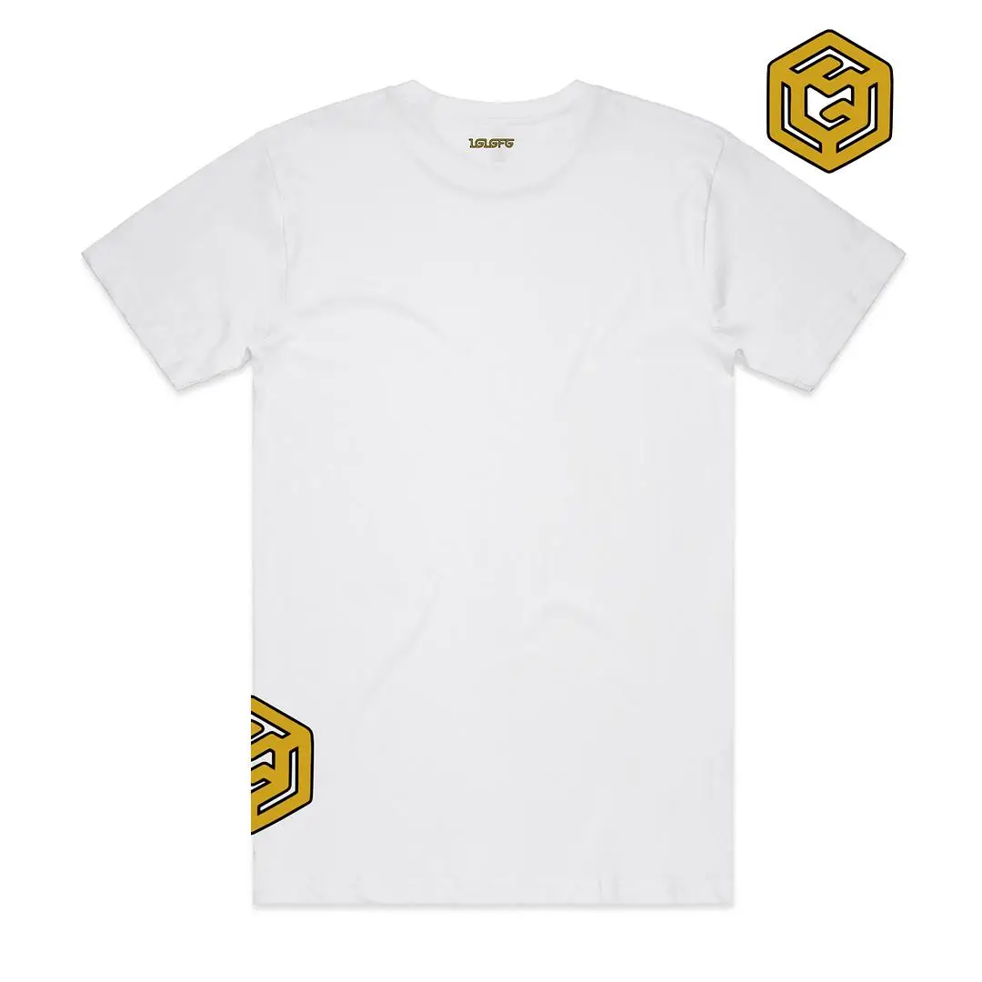Experience the Boss T at $49.95, a testament to refined craftsmanship and modern aesthetics. This essential garment is designed to seamlessly integrate into your wardrobe, offering both versatility and sophistication. - Ready to shop? Check out the link in our bio! #BossT #MensFashion #Activewear #Streetwear #StyleEssentials