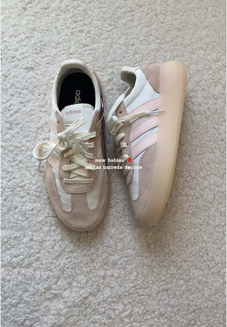 yeni bebeğimmm 🎀👟🍓 Şu an fiyatı çok uygun numaraları da mevcut 💓*reklam değil #sneakers #adidas #adidasdecade #adidassamba #adidasoriginal #spezial #pinkshoes #gazelle #shoes #alısveris #alışverişim #fypage #viral #pinterest #shopping #fyp #adidascampus #campus #ayakkabı #keşfet #kesfet #keşfetteyizzz #keşfetbeniöneçıkar 