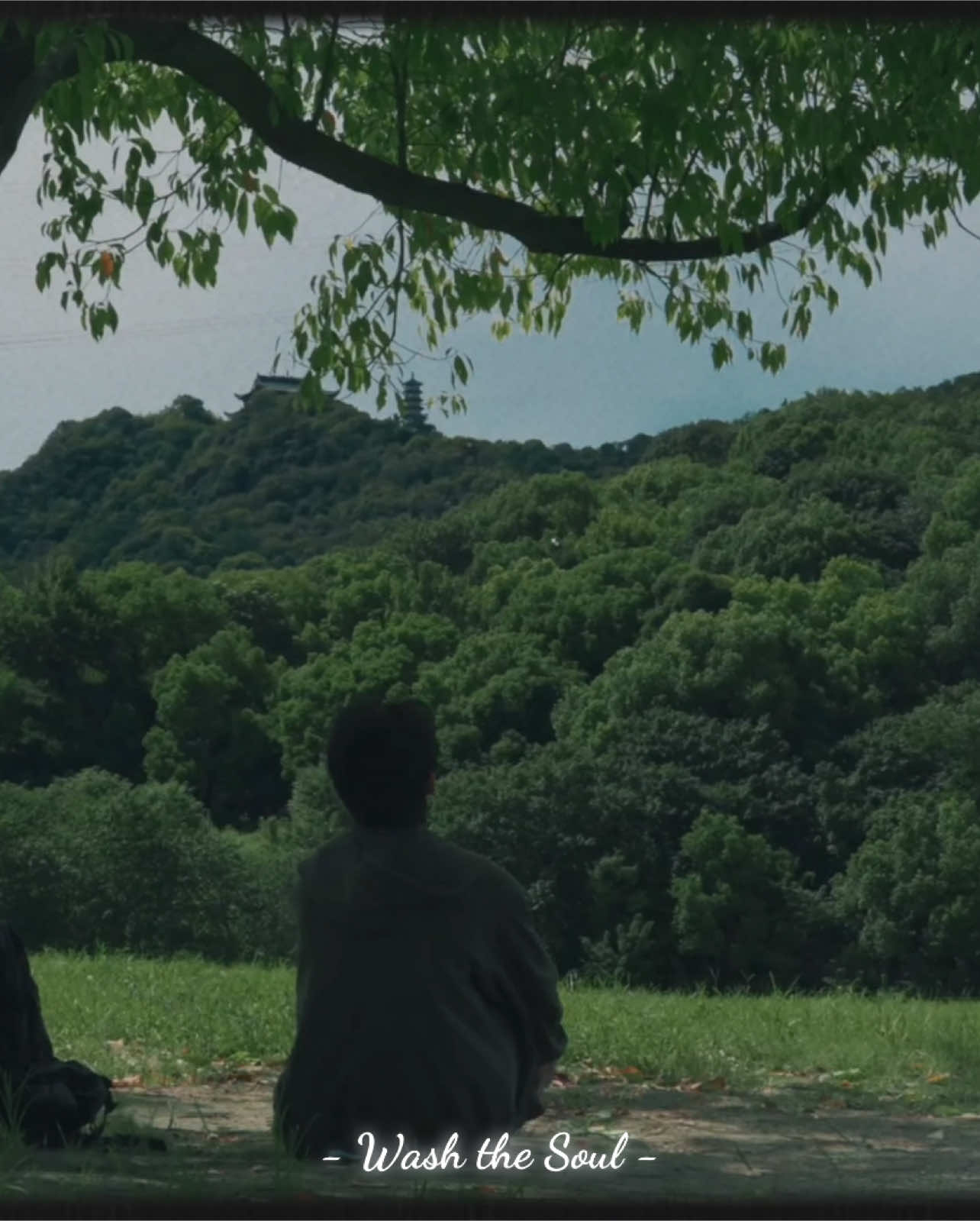 Đã bao giờ, nửa đêm không ngủ được, nằm nghĩ về cuộc sống, về gia đình, tình cảm, bạn bè, công việc mà bật khóc chưa?  #phattrienbanthan #thaydoibanthan #chualanh #sach 