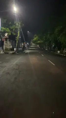 Sepertiga malam kota Salatiga #fyp #salatiga #nightride #foryou 