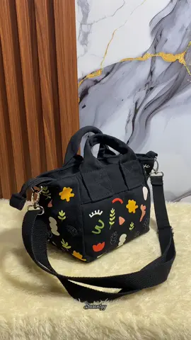 Happy shopping💕🛍️#tasselempangwanita#taskanvas#taswanita#tasmurah#fypシ゚#fyppppppppppppppppppppppp 