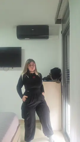 aburrimiento puro😎 #egipto #fyp #otaku #girl #trendingvideo #parati #baile #dancer 