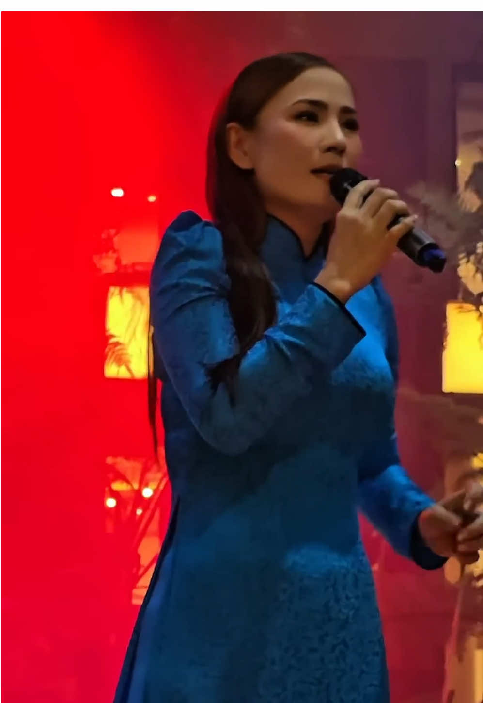 Khuôn Mặt Và Giọng Hát Giống Phi Nhung Quá #fyp #xuhuong #TikTokLIVE #phinhung 