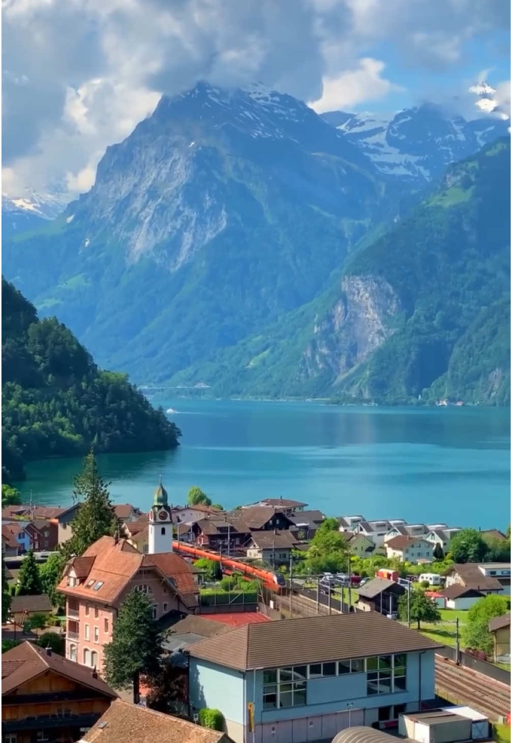 Beautiful villages in Switzerland in Summer! 🎉🇨🇭 Want to know the exact locations of this spots? 🗺️ Check the link in my bio! 🇨🇭🫶 What’s your absolute favorite spot in Switzerland? Whether it’s a hidden lake, a charming village, or a breathtaking mountain – drop your secret spots and best memories in the comments! 💬 I can’t wait to discover your favorite places!  ➡️ Brienz  ➡️ Lauterbrunnen  ➡️ Wengen ➡️ Mürren ➡️ Schwende ➡️ Sisikon 🎥 by: @swisswoow  #switzerland #swiss #suisse #schweiz #exploreswitzerland #swissadventures #swissroads