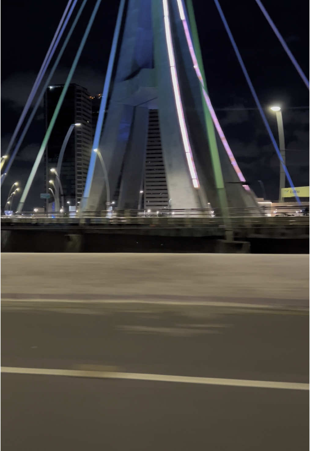 Recife de madrugada! 🤍 #fyp #recife #coisasnaturais #marinasena 