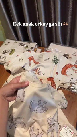 Bagus banget sih ini, setelan anaknya keren woy #kerenbanget #bajuanakkeren #bajuanakmahal #bajuanakkece 