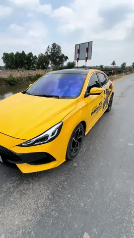 chỉ biết nhìn từ phía xa nơi ấy ta từng thuộc về 😁#cambodia 