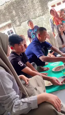 kumpul keluarga,, edisi siang nya makan makan #fyp #foryou #foryoupage #trending #viral #followme #tiktok #Love #xyzbca 