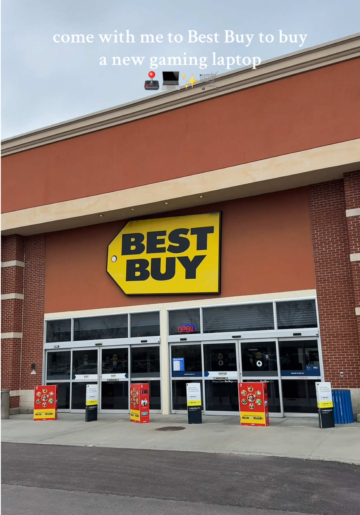 @Best Buy #bestbuy #shopwithme #gaminglaptop #inzoi #sims4tok #gamergirls 