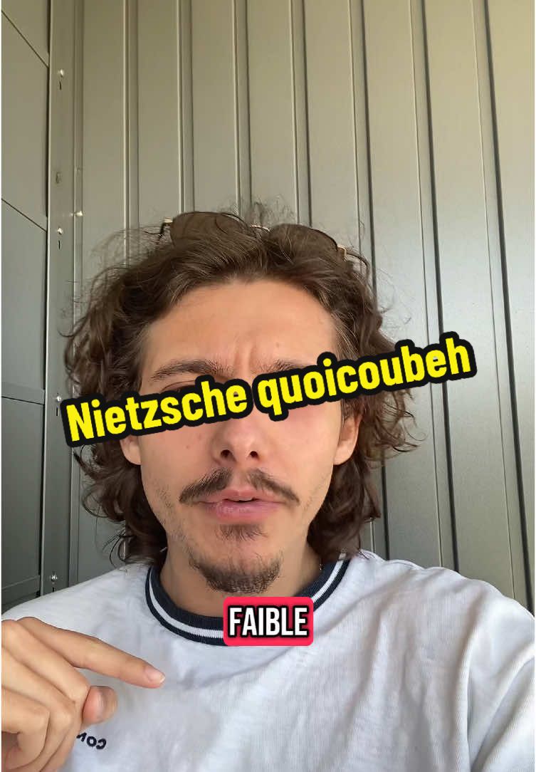 Je mets Nitezsche dans un trou, et vous ? 
