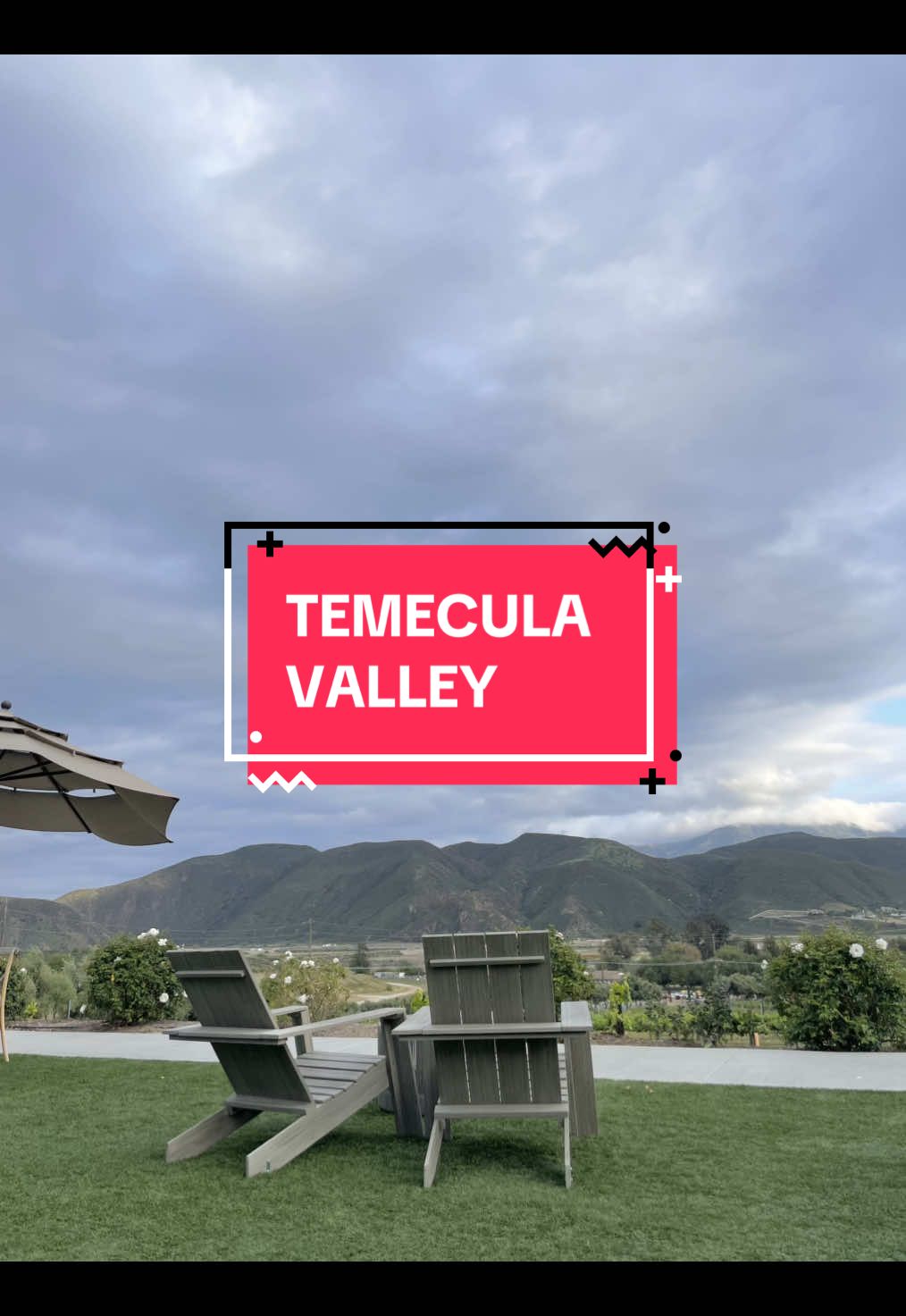 Sunday Sipping 🍷  Altisima winery has an amazing 360 view, music, sangrias, its own in home resturant named Gasper and lots of seating areas.  After some fun tastings, buy a bottle to sip on their front lounge area and enjoy the beautiful scenery.  #temeculawineries #temeculavalley #winery #altisima #wine 