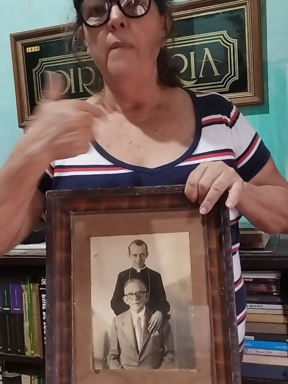 Dom Hélder Câmara foi um grande religioso brasileiro. Cotado para o Prêmio Nobel da Paz. Na ditadura, o governo brasileiro fazia lobby em Estocolmo para que ele não ganhasse o prêmio. #vpfy #vaiprafy #vaiprofy #dheldercamara 