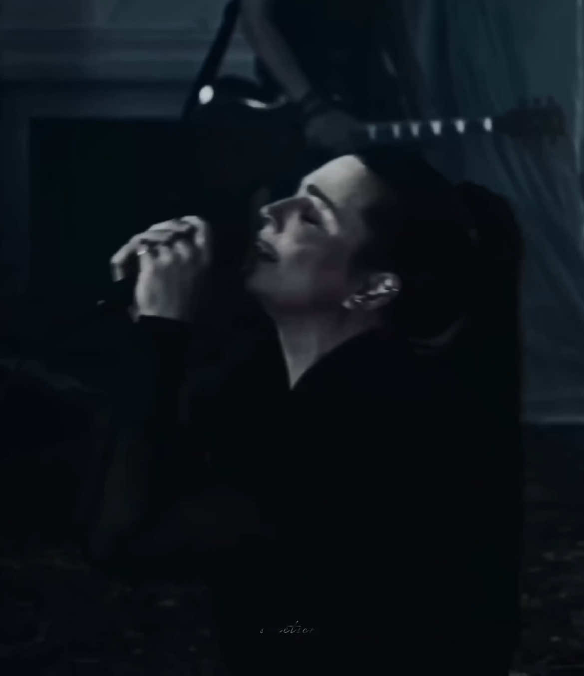 Afterlife 🔥🔥 #evanescence #amylee #amyleeedit #sweetscrf #ev #afterlife #devilmaycry #fy #fyp #foryou #foryoupage @🫶🏻 @piuš | amy lee's version @𝓑𝓵𝓮𝓮𝓭𝓲𝓷𝓰 𝓢𝓸𝓾𝓵 ♱ @.your..star 