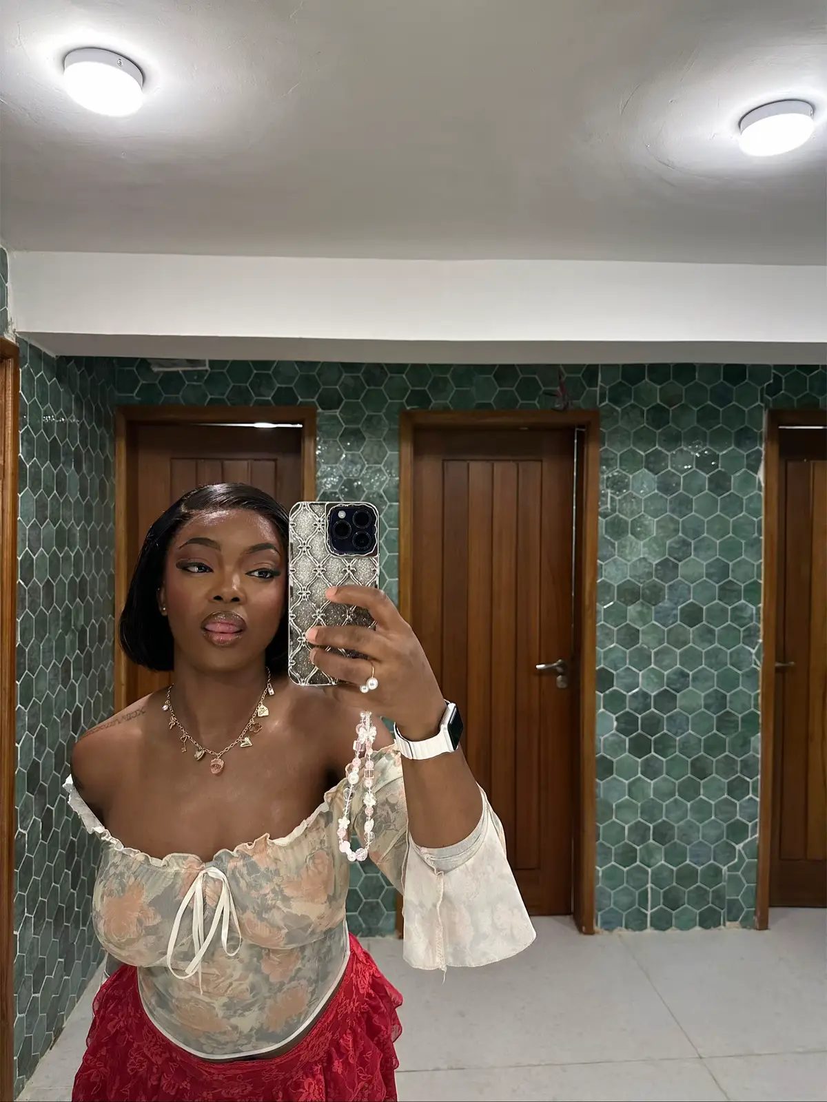 Just incase you haven’t seen anything beautiful today 🤭 #lynnekikie 