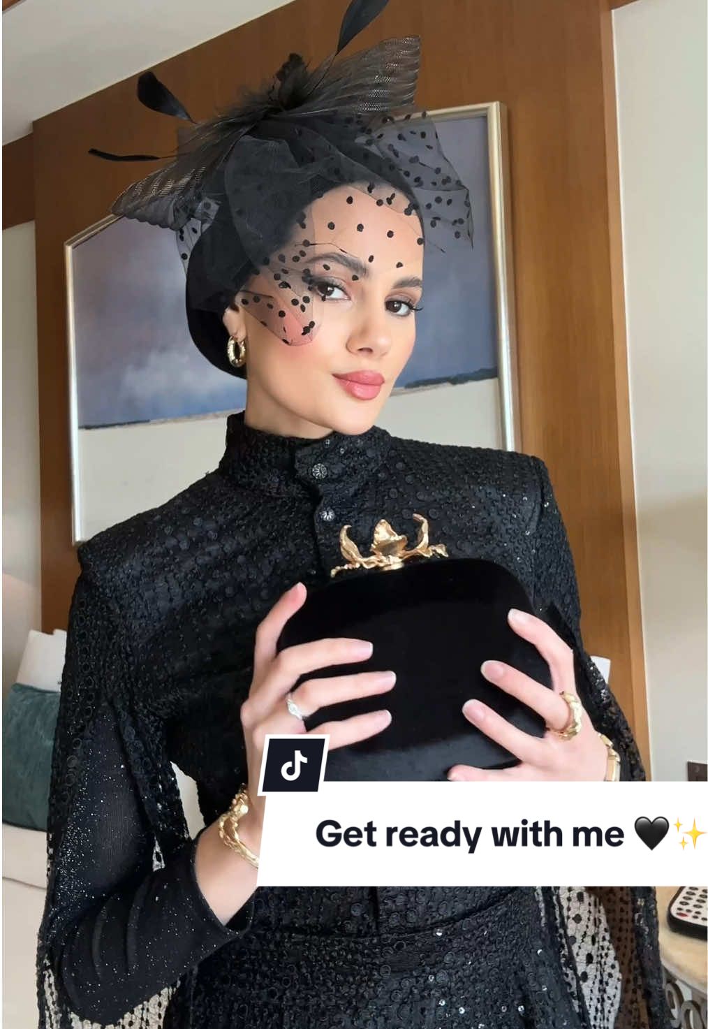 Filmed a ‘little get ready with me’ for Day 1 of Modest Fashion Week wearing @TuranaAtashLondon ✨🖤 #mfw#modestfashion#modestfashionweek#abudhabi#stregissaadiyat#saadiyatisland#hijabmodel#turanaatash#grwm#stylingidea#modestoutfit#OOTD#fitcheck#jasminxomar#jasminomar 