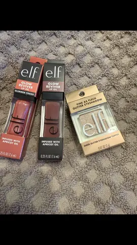 Just tried this e.l.f. Bundle and everything is so nice. I also think e.l.f packaging is so nice. 💖Fine as Fleck Glitter Eyeshadow in Champagne Toast – The sparkle is unreal! So easy to apply and instantly makes your eyes pop.  💖Glow Reviver Lip Oil Glimmer in Princess Cut – The prettiest soft pink shimmer. Glossy, smooth, and not sticky at all. 💖Glow Reviver Lip Oil in Mauve – The perfect everyday tint! Hydrating with just enough color to pull a look together.  Affordable, glowy, and 10/10 vibes. e.l.f. really did that!  #summervibes #drugstoremakeup #makeupreview #GlowUp #complimentary  #elf #influenster #complimentary #eyeslipface #elfcosmetics #newmakeup #glimmer #GlowReviver Thanks @e.l.f. Cosmetics & @influenster 