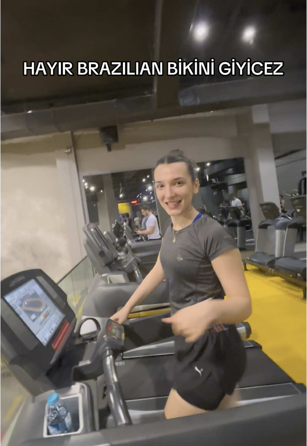 *ŞAKA OLDUĞUNU ANLAYIN ARTIK LÜTFEN 🤯😭  BASS BASSSSS #cardio #brazilian #bikini #Fitness #Summer (cr keşfetteki kız 😭)