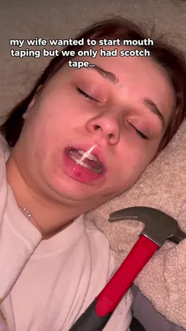 Instantly stops snoring🤯LINK IN BIO‼️ #snoring #snoreclips #sleepapnea #mouthbreathing #snoringhusband 