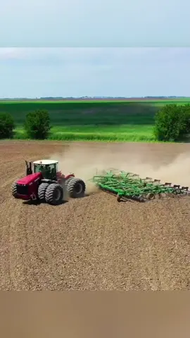#johndeere #ploughing #fendt