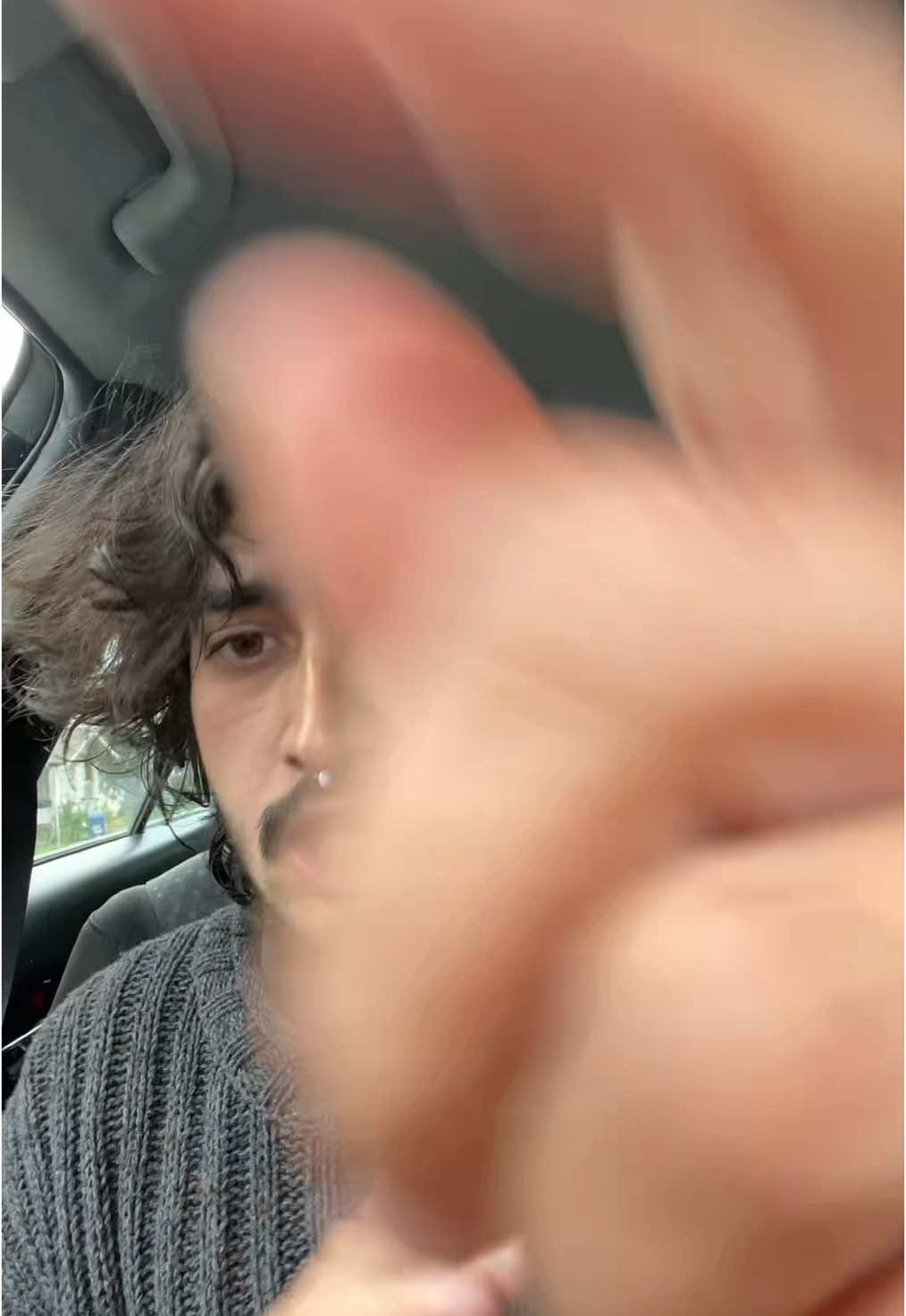 GO FOLLOW @King Isis 🧚🏽‍♂️  are yall dating any talented queer poc ppl? I wanna know about them, drop a comment and lmk!  #kingisis #queer #queerartist #altpop #newmusic #musicrecommendations #songoftheday 