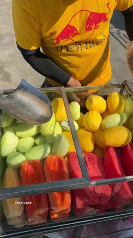 Crazy fast! A Thai man’s amazing fruit-cutting trick! . Shop name: ณเดชน์ผลไม้สด | Thai fruit cart |  📍Location: Mahanark Market, Bangkok ,Thailand #foodland #asmr #fruit 