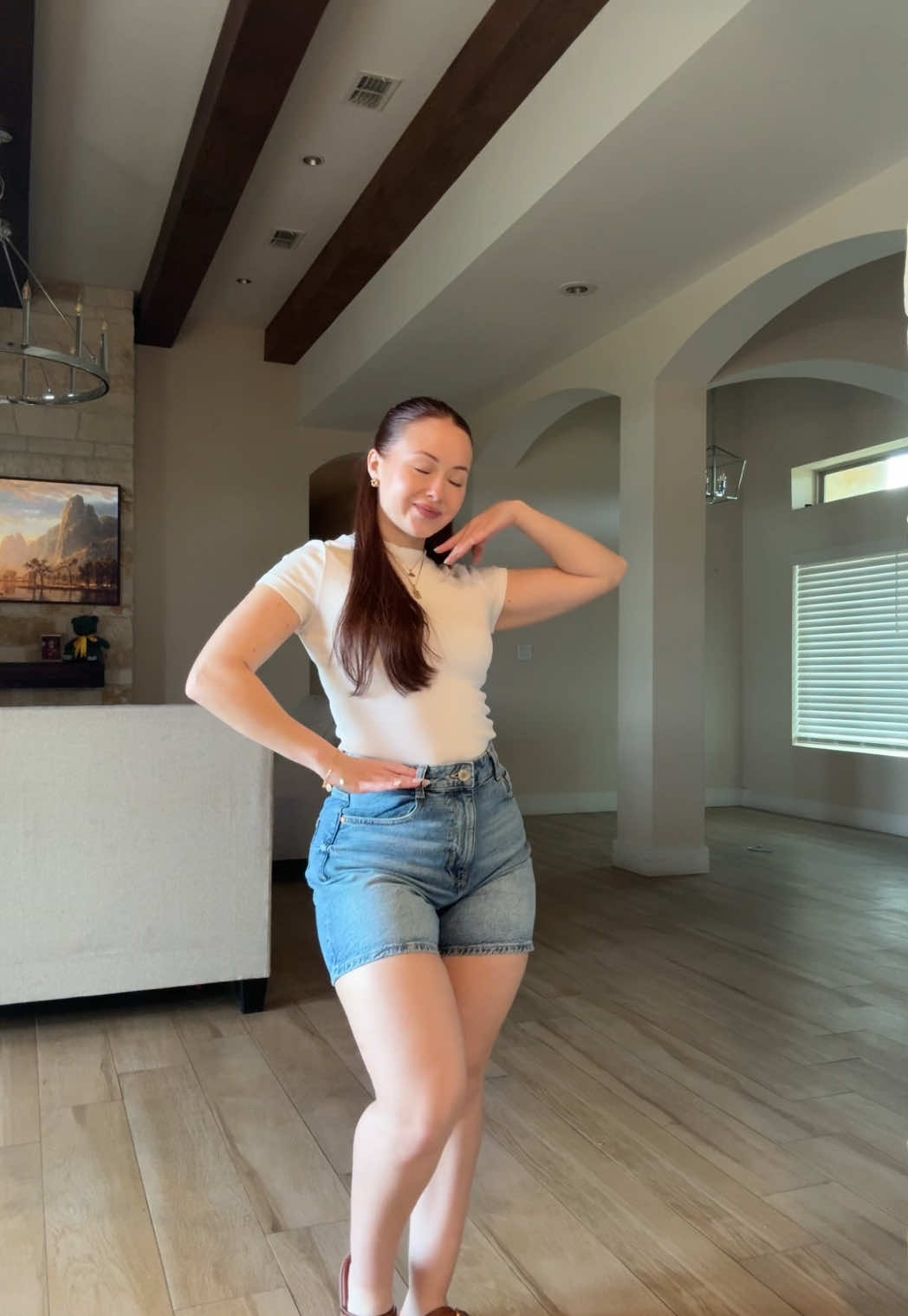 Yo y mis outfits basicos🥹✨🫶🏻Muchos de mis outfits estan en mi linktree 💫#paratii #paratiiiiiiiiiiiiiiiiiiiiiiiiiiiiiii #forfun #forthegirlies #fyp #inspo #momfit #outfitsinspo #spring #forthegirls #grwm #linktree 