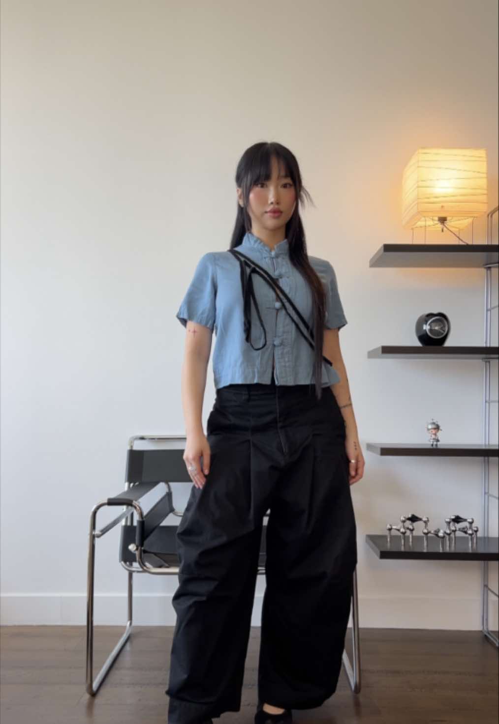 styling 1 piece multiple ways series: baggy pants #casualoutfits #baggypants #outfitinspo #cuteoutfits #japanesefashion 