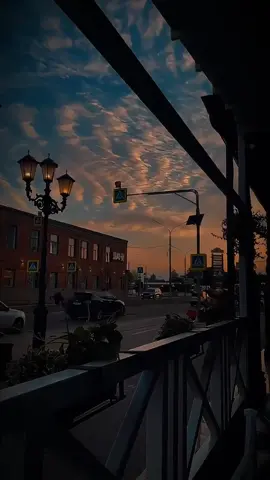 Não se preocupe com que fala mal de você ,quem está em Deus sempre vence .#CapCut #reflexaododia #Motivacional #videomotivacional #reflexao #motivacao #fy #vaiprafy #mensagemdefe #pregacao #bispojadson #fe #deus #