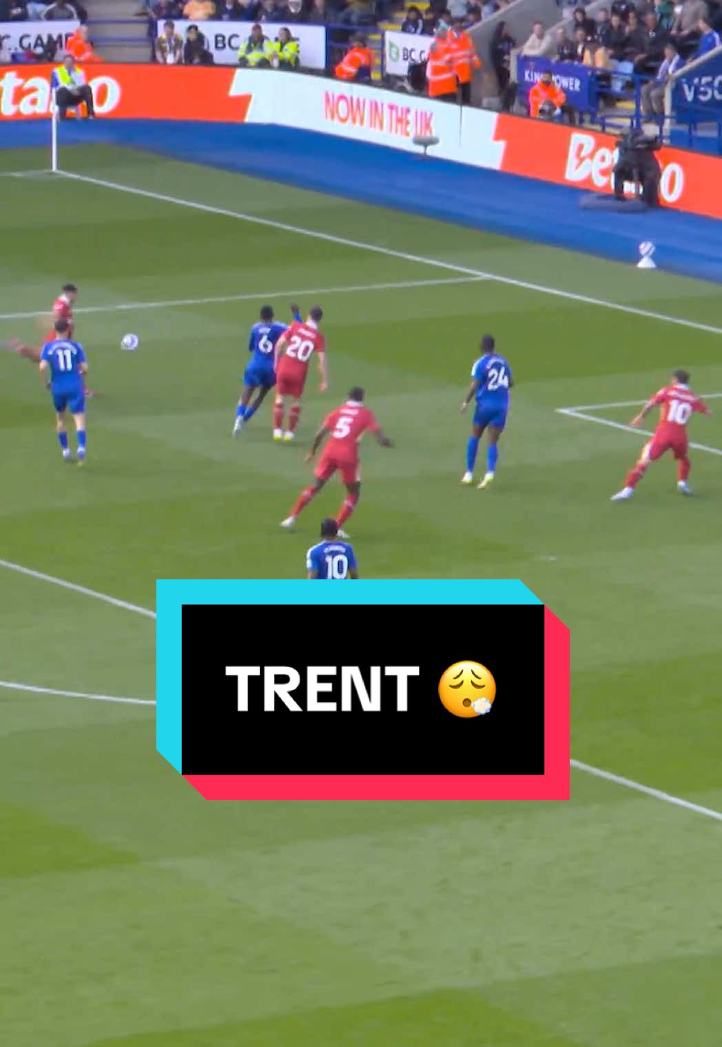 Trent with a stunning strike to win it at Leicester ✨ #LEILIV #PremierLeague #Liverpool #TAA 
