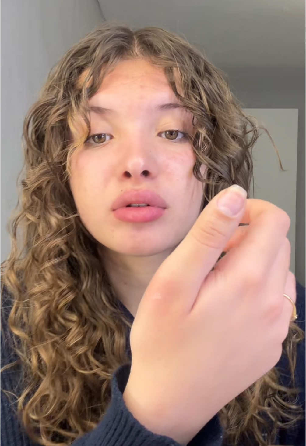 It’s curly girl time again (just a temporary comeback🥲) #hairecareroutine#curlyhairtutorial #fyyyp 