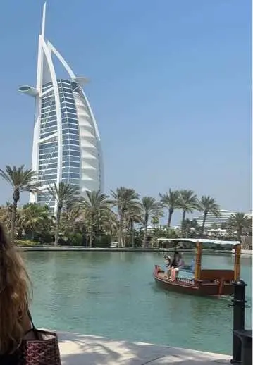 pics in dubaiii📷🏜️🌙✨🌃