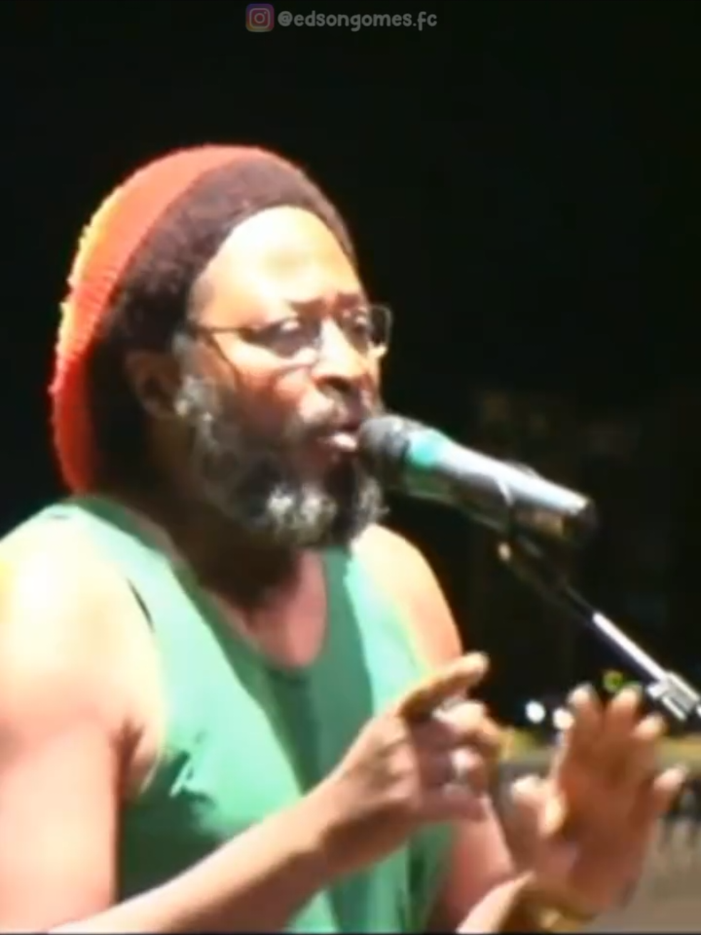 Marcos Robson e Edson Gomes - Ajuda - Ao Vivo no show de Marcos Robson & Alpha Roots Música 