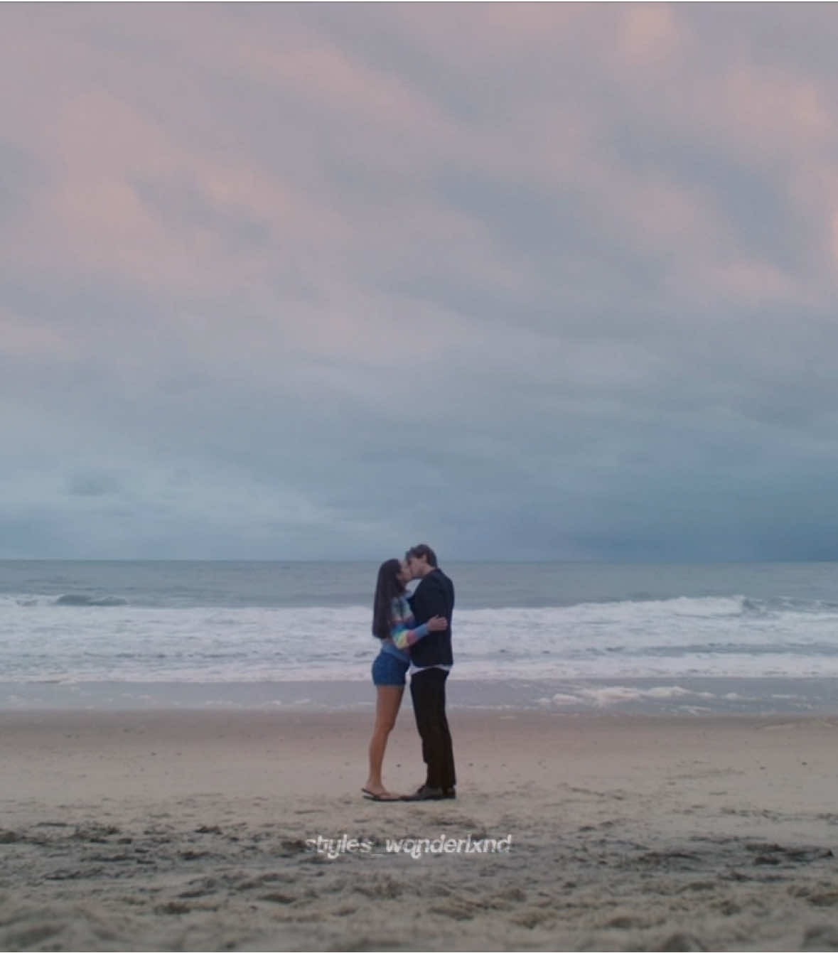 tsitp aesthetic! #tsitp #tsitpedit #thesummeriturnedpretty #bonrad #bellyconklin #conradfisher #jeremiahfisher #stevefisher #edit #champagnecoast #bloodorange #Summer #aesthetic #fyp #foryoupage #foryou #lolatung