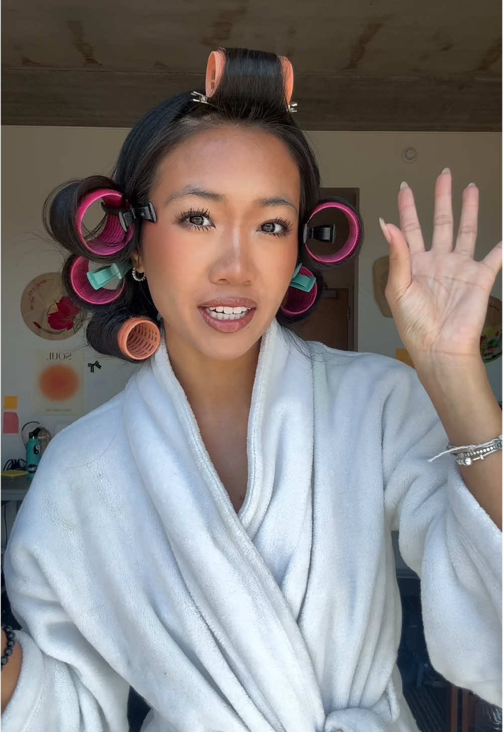 Easter Sunday ootd? 🐇🌷💋🐰💐🐣 #asu #college #foryou #easter #sunday #fashion #clothing #OOTD @Tiger Mist @EVRY JEWELS @Pandora 