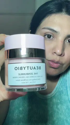 @beautybio #beautybio #skincare #skincareroutine #tiktokshop #calmingGel #calmongGelCream #oilfree 