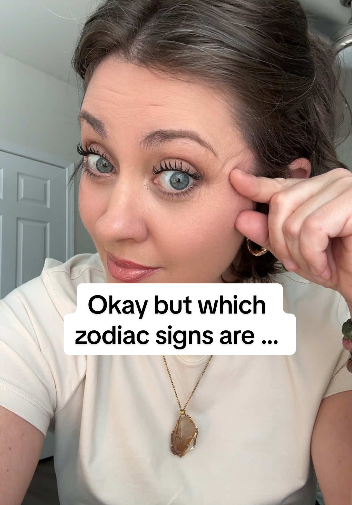 So happy for the villain era queens but I just need to scooch on by real quick ‘scuse me. #zodiac #zodiacsigns #villainera 