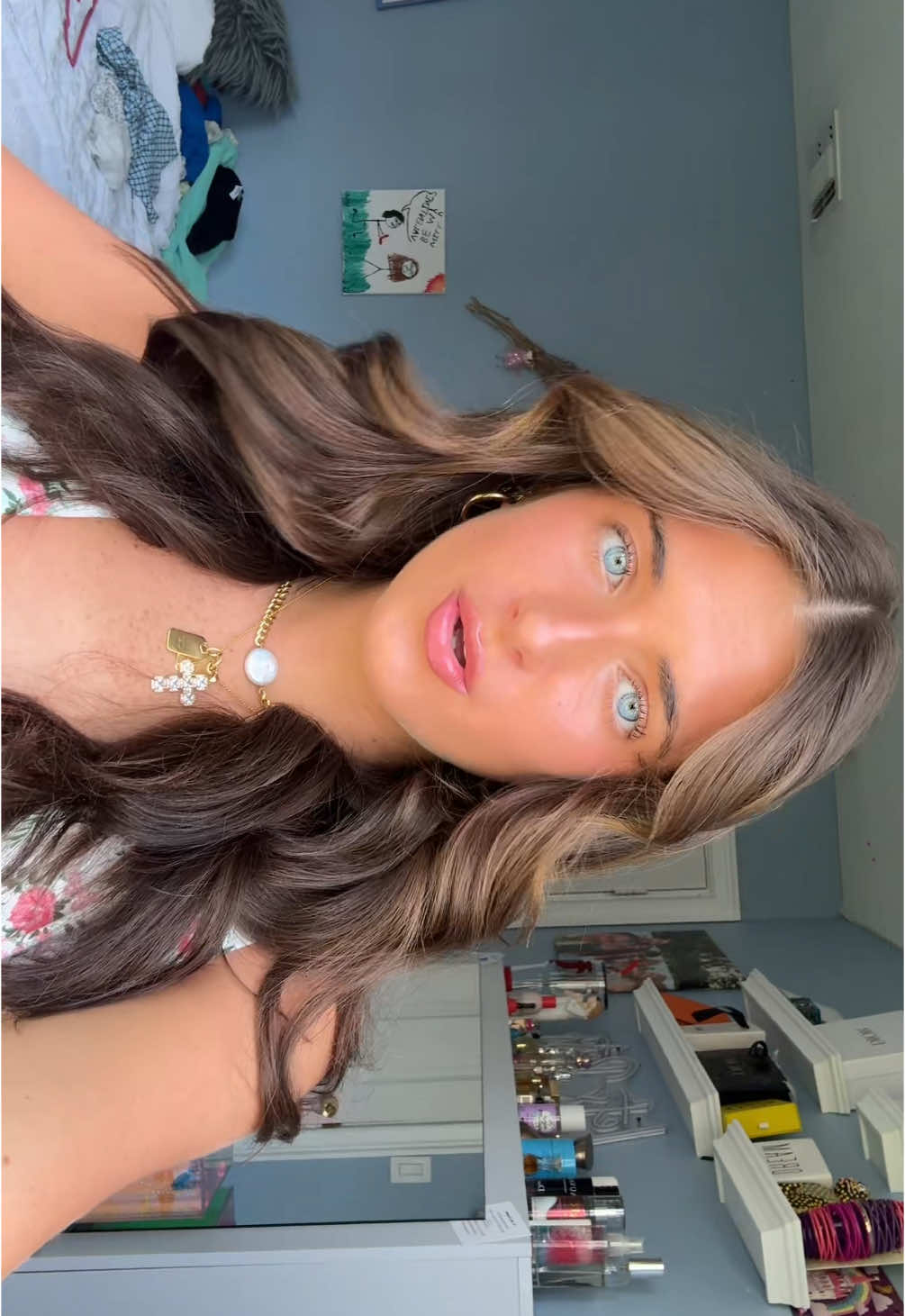 Easter at home so happy yay 🐣🐰🤍
