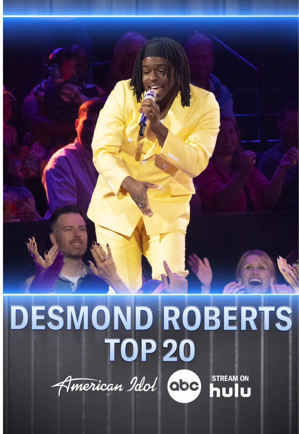 🙌 “Worship!” @desmondrobertsmusic gets the crowd goin’—singin' Jon Batiste on #AmericanIdol!