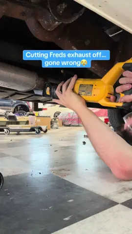 “Please don’t fall on my head” famous last words😂 #stangry #fred #obschevy #obstrucks #mechanic #carcommunity #carsoftiktok #moxyperformance #fyp 