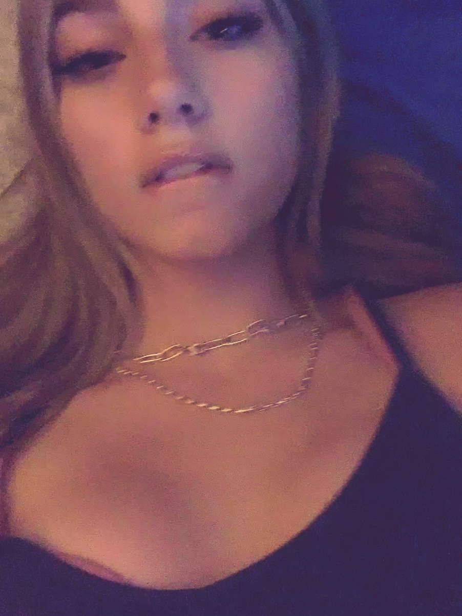 #18 #im18 #fakebody 
