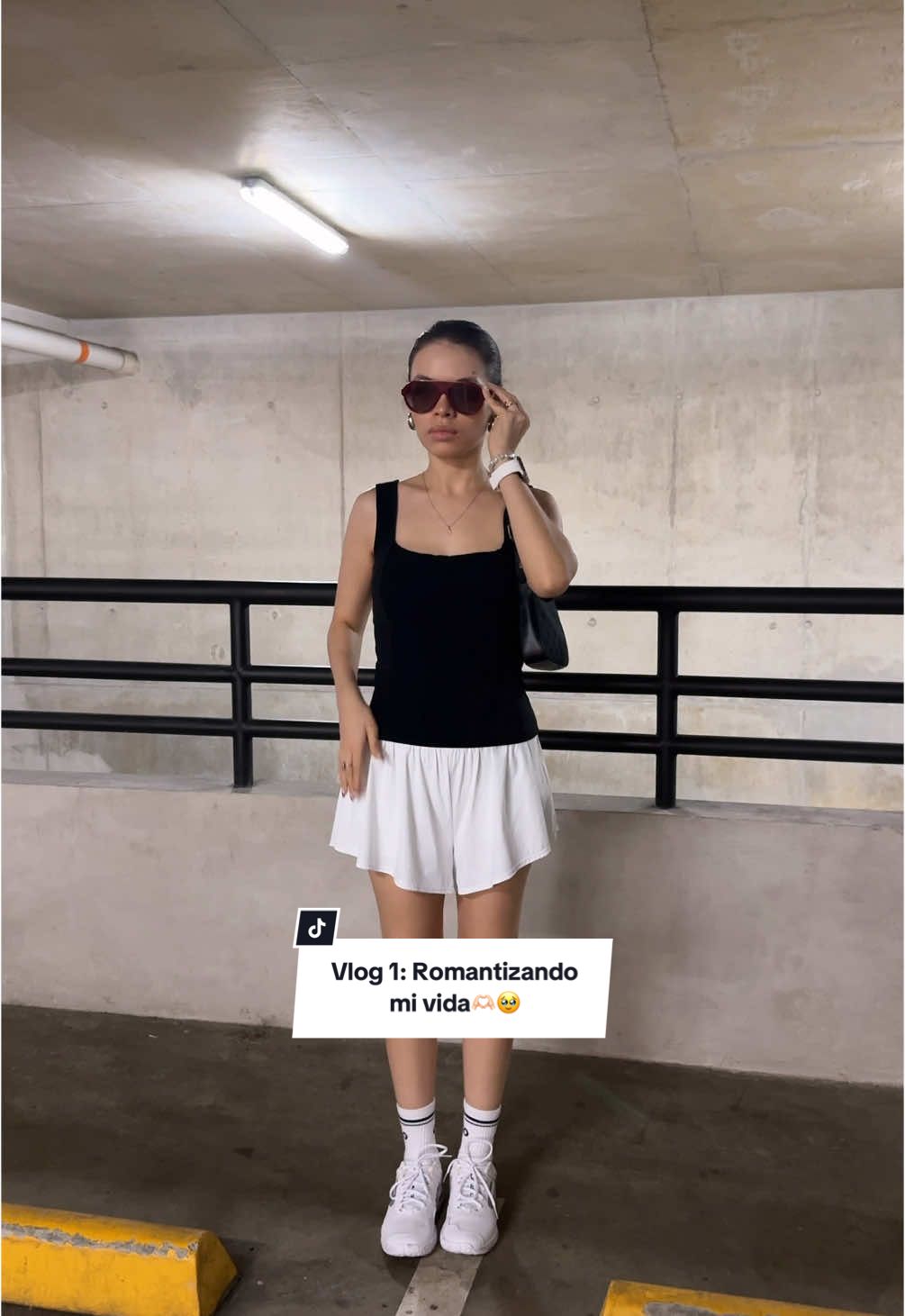 Una tarde de un jueves de Semana Santa romantizando mi vida porque tenía el tiempo jeje✌🏻🥹 (subo esto un poquis tarde porque no tuve tiempo de editarlo jajaja) #Vlog #vlogtiktok #padel #sportygirl #datewithmyself #fashiongirl 