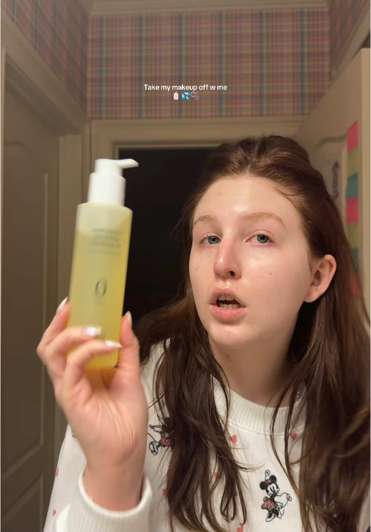 Take My Makeup Off W Me 🫧🧴💦 #gurwm #cleansingoil #pmskincareroutine #pmskincare #pmskincareproducts #dryskingirlies #sensitiveskingirlies #sensitiveskin 