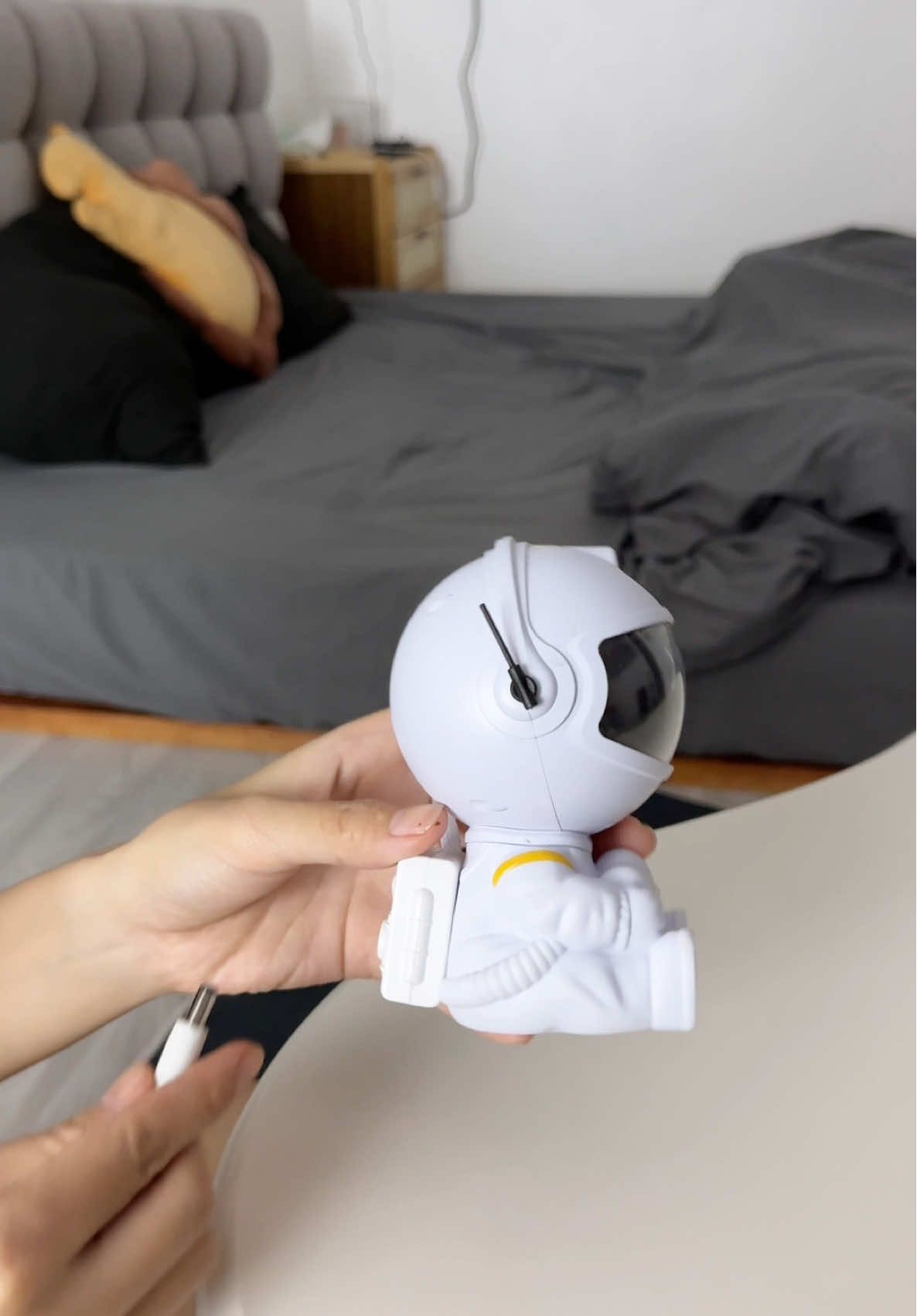 Đèn Phi Hành Gia Mầu Mới Cao Cấp Nhiều Hiệu Ứng Bảng Điều Khiển #denphihanggia 