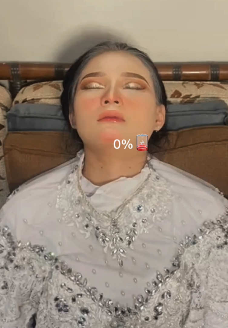 Pengantinku hari iniii🤘🏻😍🤭 Versi low & full . Efek gadang make up an sambil tidur 🤘🏻 #pengantinviral #muatasikmalaya #paketwedding #paketweddingtasik #muatasik #wotasik #wotasikmalaya #paketlamarantasik #fyp #brideviral #paketwedding 